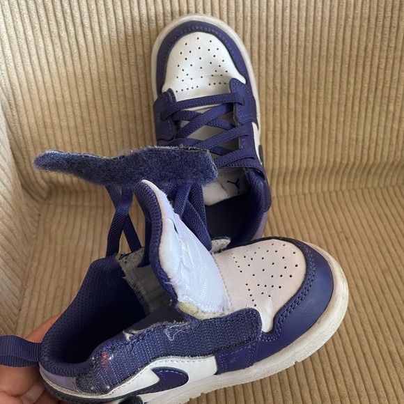 Nike Toddler Shoes size 7C US - Picture 6 of 7